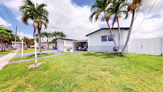 4 of 38 - 3617 Nw 37th Street, Lauderdale Lakes, FL
