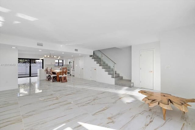 16449 Ne 26th Avenue #16, North Miami Beach