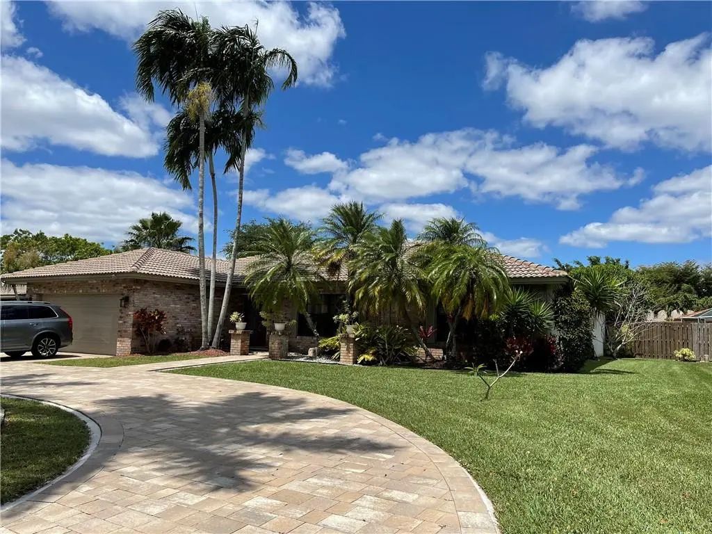 11431 Nw 18th Manor, Coral Springs