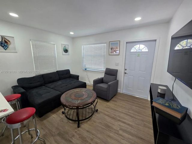 3 of 12 - 37 Orange Drive, Key Largo, FL