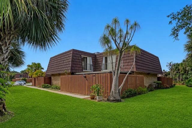4 of 36 - 5808 Se Riverboat Drive #304, Stuart, FL