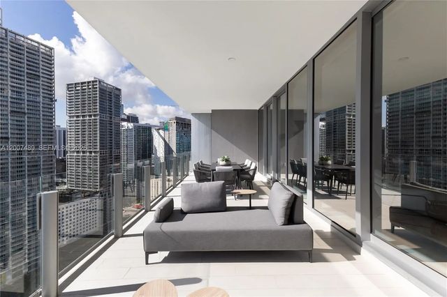 5 of 97 - 300 Biscayne Blvd Way #2802, Miami, FL
