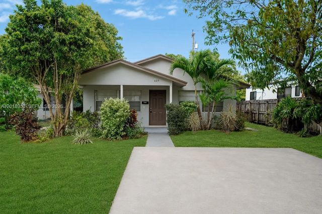 429 Avenida Hermosa, West Palm Beach