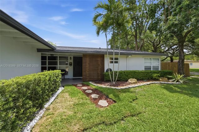 3 of 45 - 109 S 57th Avenue, Hollywood, FL