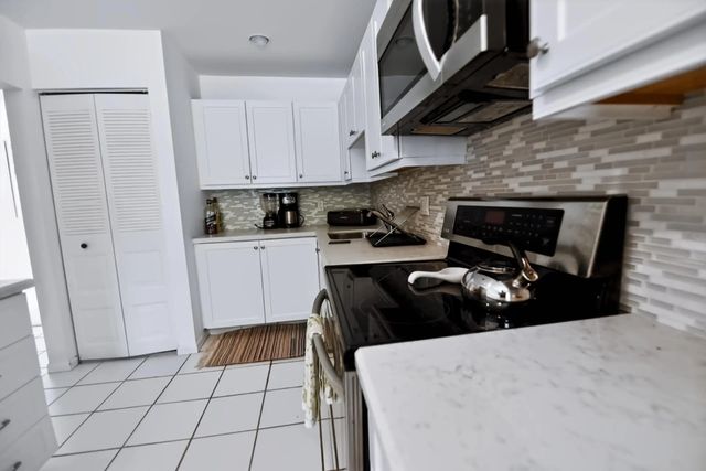 5 of 25 - 11 Southport Lane #h, Boynton Beach, FL