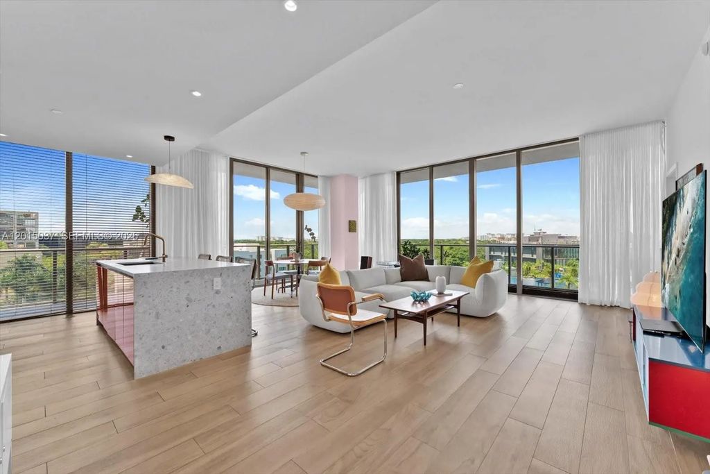 2678 Tigertail Avenue #601, Miami