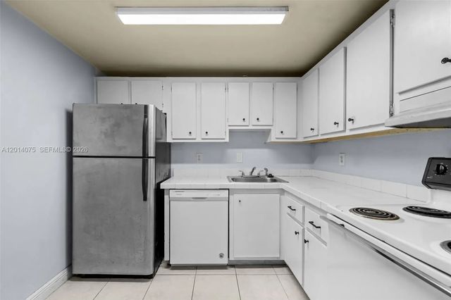 3 of 23 - 5112 Nw 79th Avenue #204, Doral, FL