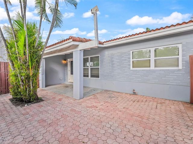 5 of 54 - 1432 Ne 5th Avenue, Fort Lauderdale, FL