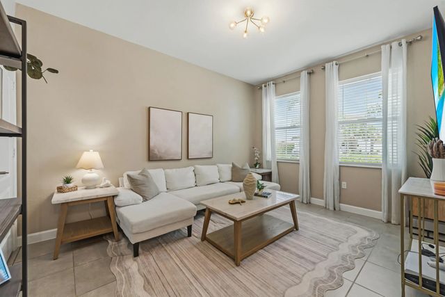 4 of 51 - 7705 Nw Greenbank Circle, Port St. Lucie, FL