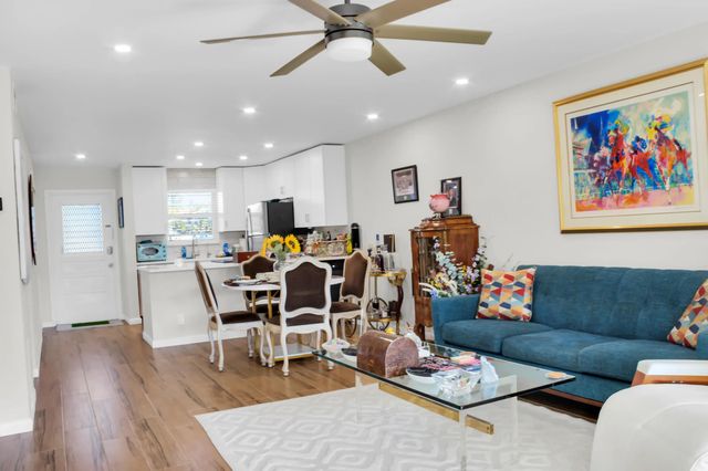 3 of 23 - 2202 Ne 36th Street #15, Lighthouse Point, FL