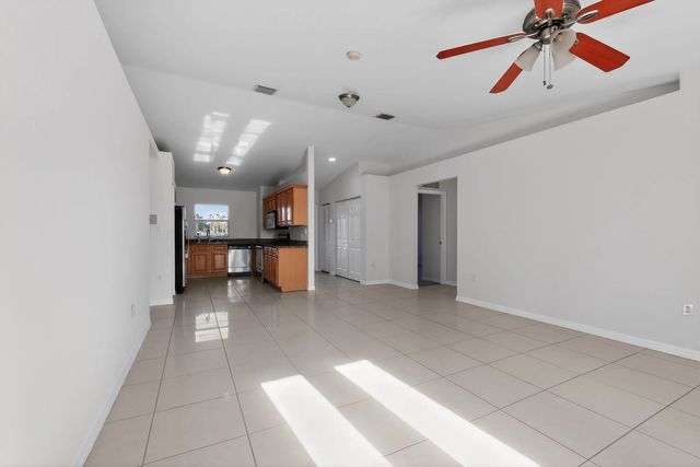 4 of 29 - 138 Dabou Loop, Belle Glade, FL