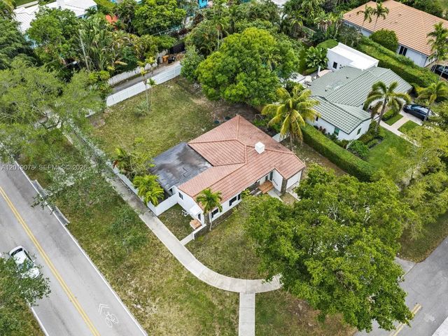 4 of 30 - 6 Nw 106th Street, Miami Shores, FL