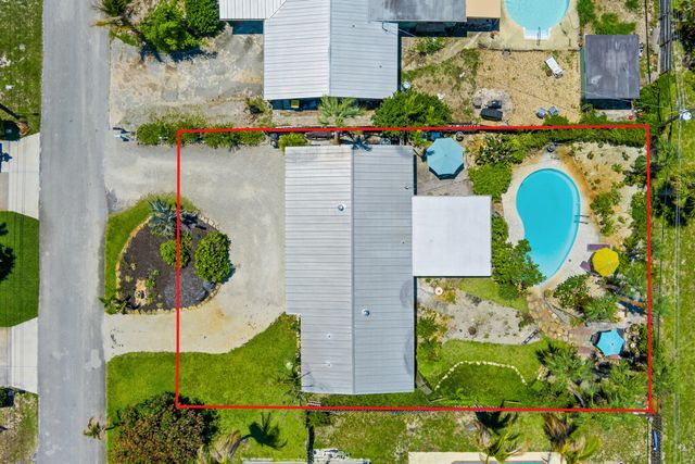 2 of 29 - 1644 Ne Arch Avenue, Jensen Beach, FL