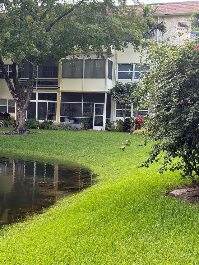 4 of 73 - 5131 W Oakland Park Boulevard #106, Lauderdale Lakes, FL