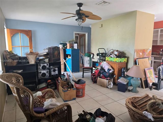 2 of 27 - 242 Nw 7th Avenue, Dania Beach, FL