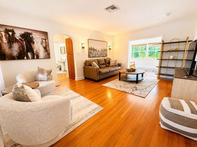 712 Se 11th Court, Fort Lauderdale