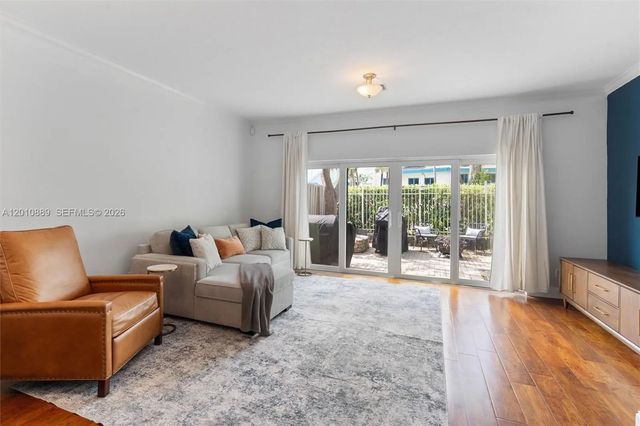 4 of 31 - 835 Ne 19th Avenue #2, Fort Lauderdale, FL