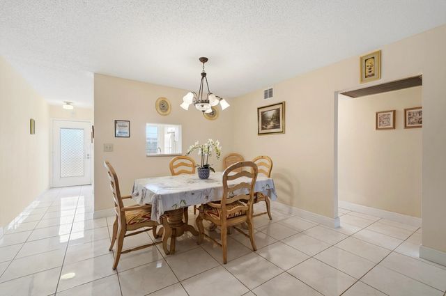 3 of 32 - 3201 Portofino Point #e3, Coconut Creek, FL