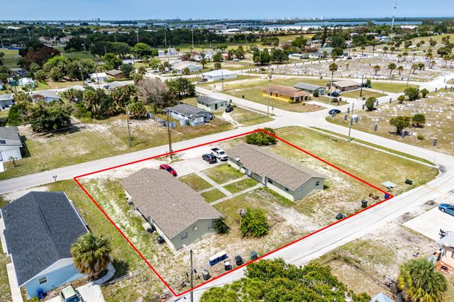 1205 Ave K, Fort Pierce