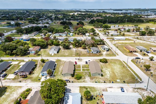 5 of 62 - 1205 Ave K, Fort Pierce, FL