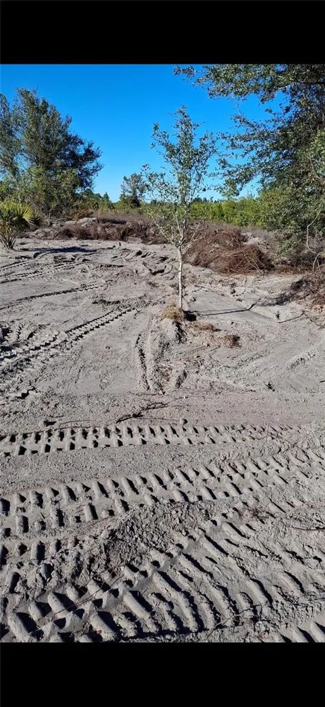 2 of 6 - 4005 E 15th Street, Lehigh Acres, FL