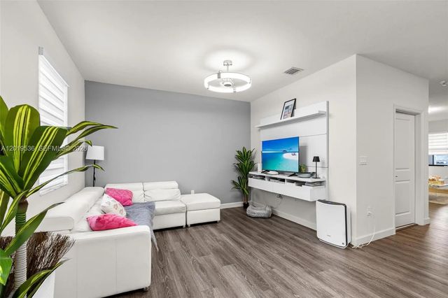 4 of 31 - 24486 Sw 119th Place, Homestead, FL