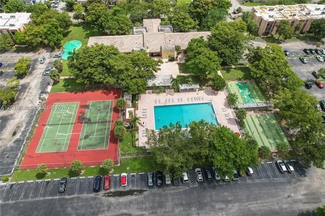 4 of 30 - 8120 Sw 24th Street #314, North Lauderdale, FL