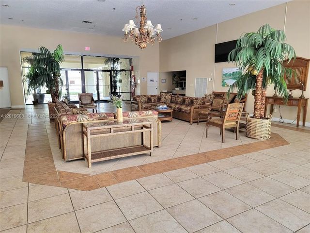 5 of 30 - 8120 Sw 24th Street #314, North Lauderdale, FL
