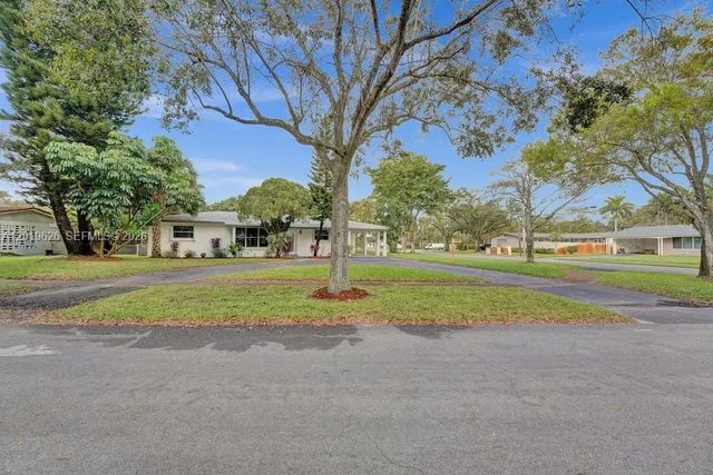 2 of 68 - 101 Sw 53rd Avenue, Plantation, FL