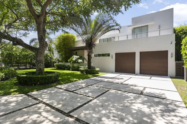 7700 Sw 53rd Court, Miami