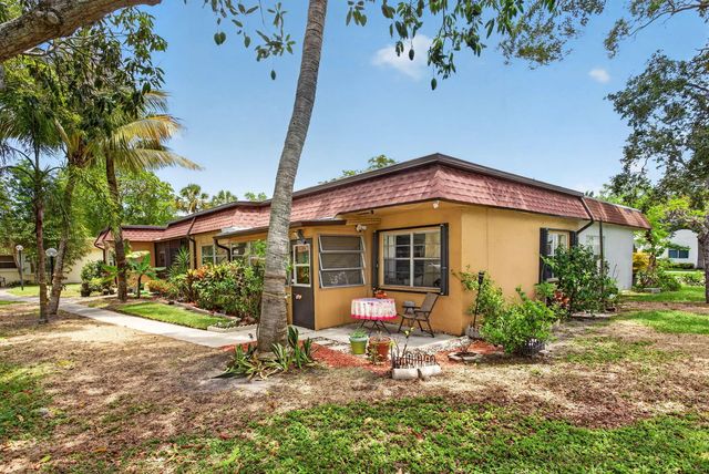2 of 47 - 2002 Sw Natura Boulevard #b, Deerfield Beach, FL
