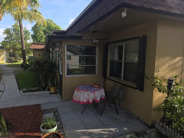 5 of 47 - 2002 Sw Natura Boulevard #b, Deerfield Beach, FL