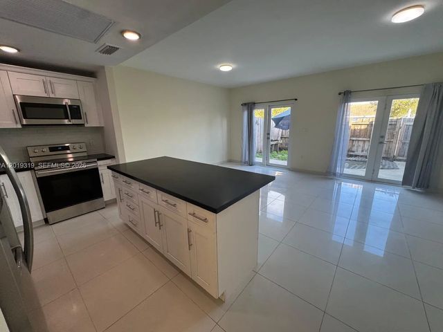 2 of 39 - 13724 Sw 259th Street, Homestead, FL