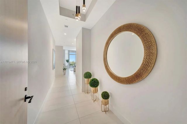 2 of 47 - 153 N Seabreeze #403, Fort Lauderdale, FL