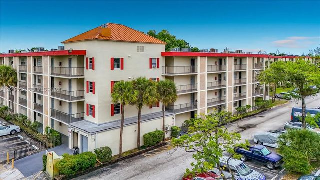 3000 Nw 48th Terrace #126, Lauderdale Lakes