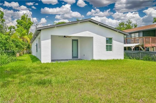 2 of 29 - 2223 Carver Avenue, , FL