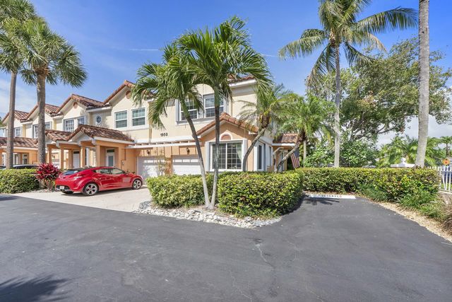 3 of 58 - 1950 Ne 7th St  #105, Deerfield Beach, FL