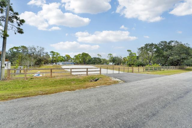 3 of 32 - 15743 99th Street N, West Palm Beach, FL