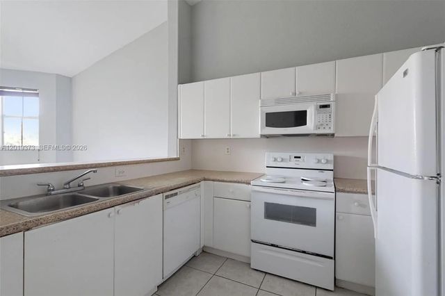 4 of 17 - 1568 Se 26th Street #203, Homestead, FL