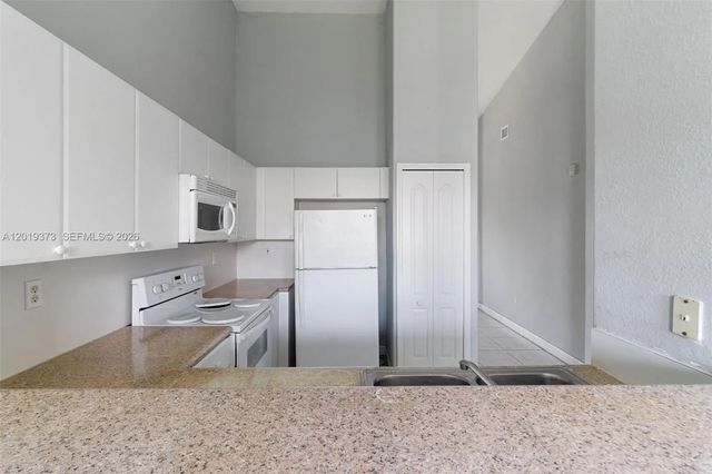 5 of 17 - 1568 Se 26th Street #203, Homestead, FL