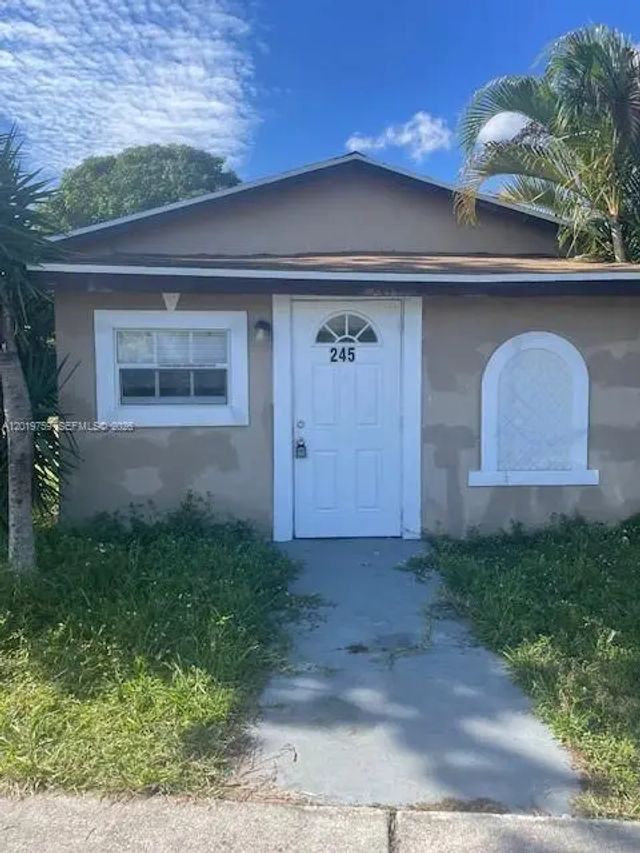 245 Nw 6th Avenue, Dania Beach