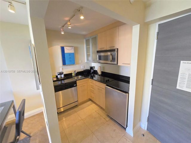 2 of 20 - 2670 E Sunrise Boulevard #315, Fort Lauderdale, FL
