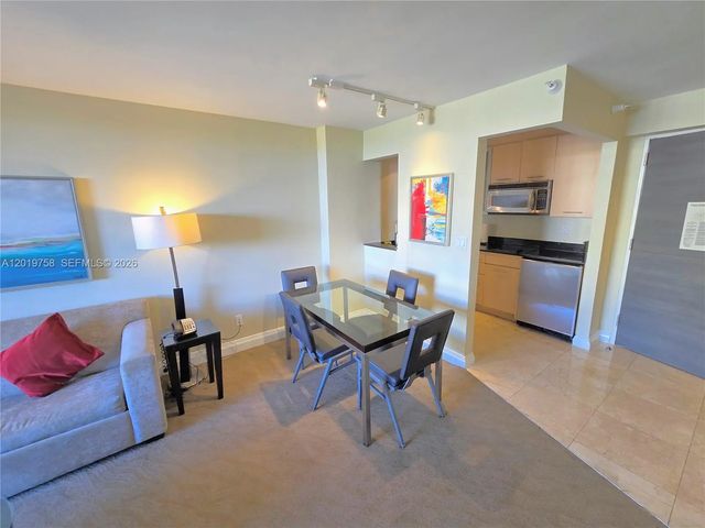 4 of 20 - 2670 E Sunrise Boulevard #315, Fort Lauderdale, FL
