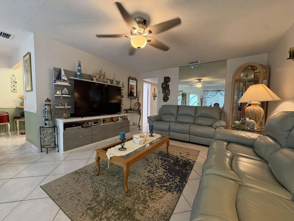175 Bedford #g, West Palm Beach