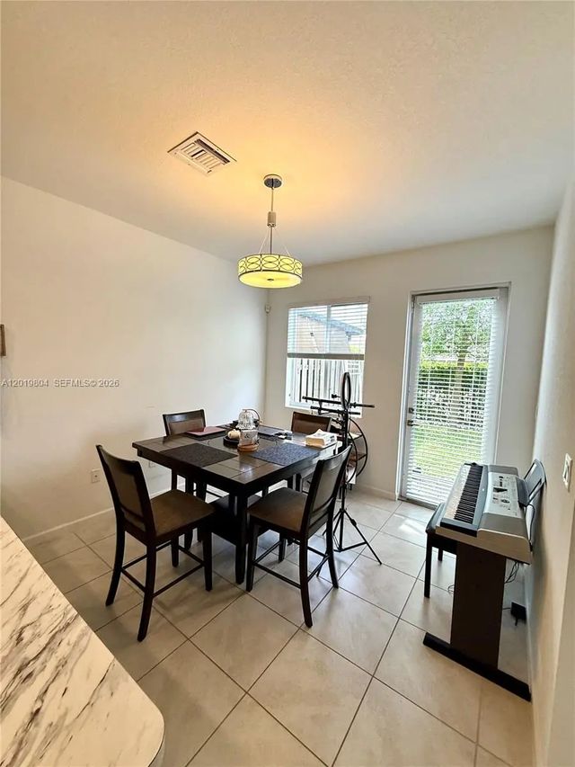 4 of 31 - 1088 Nw 208th Terrace #1088, Miami Gardens, FL
