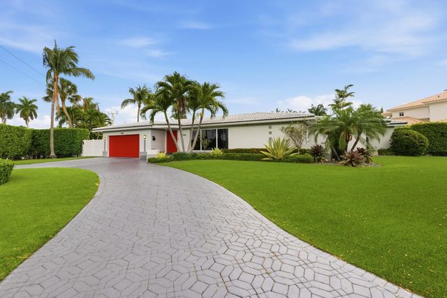 4 of 51 - 5900 Bayview Drive, Fort Lauderdale, FL
