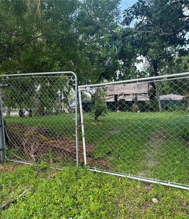 3 of 8 - N/A, Fort Lauderdale, FL