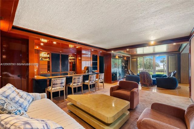 4 of 41 - 11111 Biscayne Boulevard #227, North Miami Beach, FL