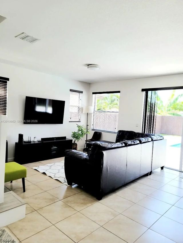 4 of 38 - 4108 Ne 20th Street, Homestead, FL