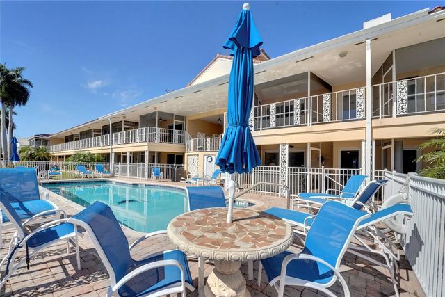 2 of 33 - 2864 Ne 33rd Court #105, Fort Lauderdale, FL